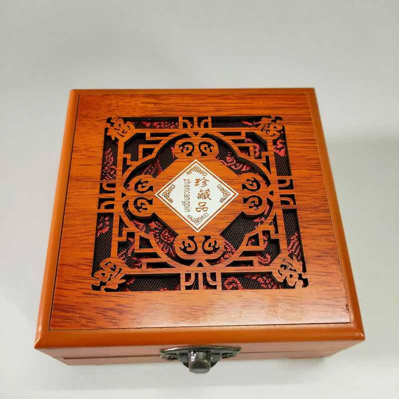 Caja de almacenamiento de madera forjada hecha a mano, exquisita caja clásica china de estilo antiguo para pulsera, collar y joyería