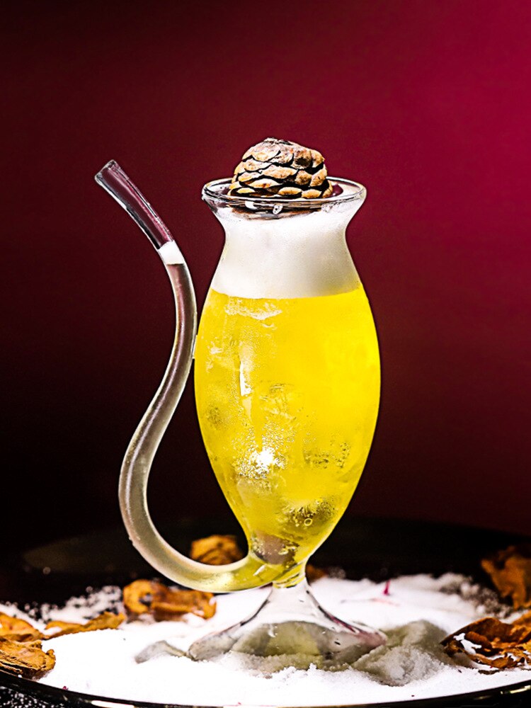 vampire glass long mouth crystal glass wine glass spirit mouse cup high temperature resistant goblet straw juice cup: B