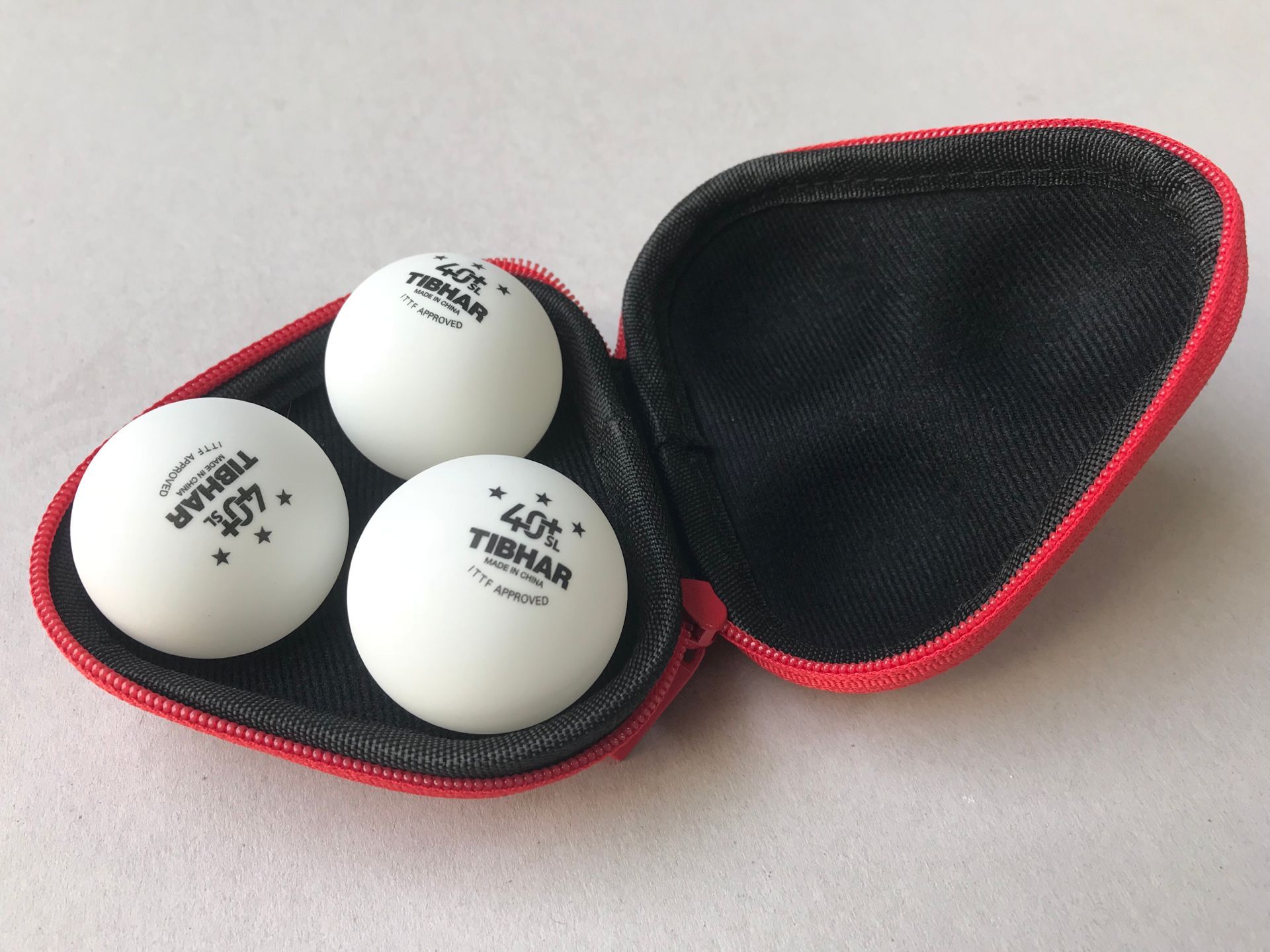 Oppbevaringsboks for oppbevaring av hard plastikk med nøkkelring for bordtennis pingpongballer