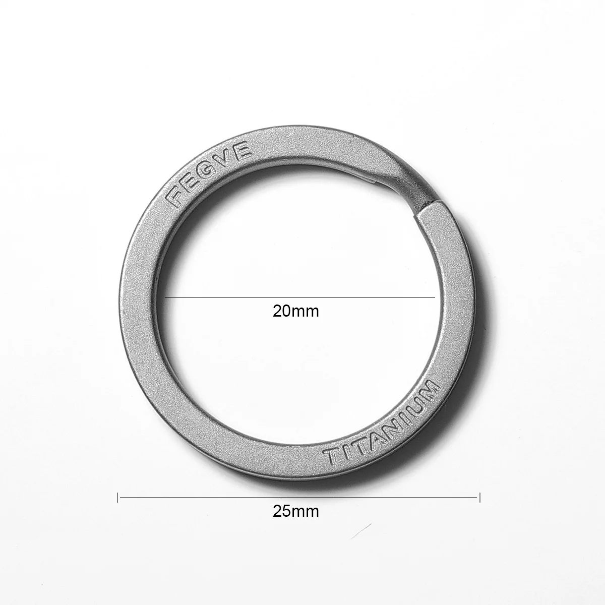 LLavero de titanio negro para hombre, llavero plano, soporte para anillos, hebilla de llavero de arco EDC ligera para accesorios, dispositivos al por mayor: Gris