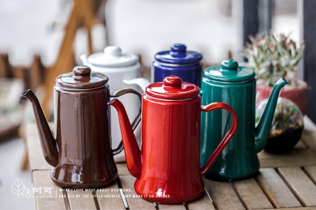 Emaille verdickt wasser wasserkocher retro kreative Nachahmung keramik teekanne kaffeekanne Filter bildschirm kalten wasser Tee topf krug 1.1L