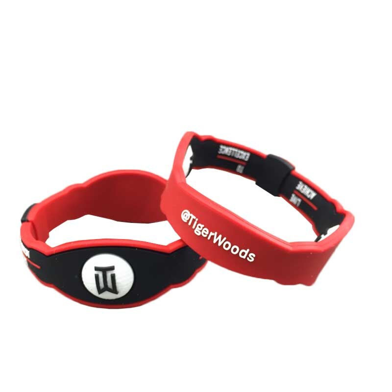 Golf Siliconen Armband Zwarte en Rode Kleur T Woods Energie Golf Polsband Voor Mannen & Vrouwen Training Aids Accessoires