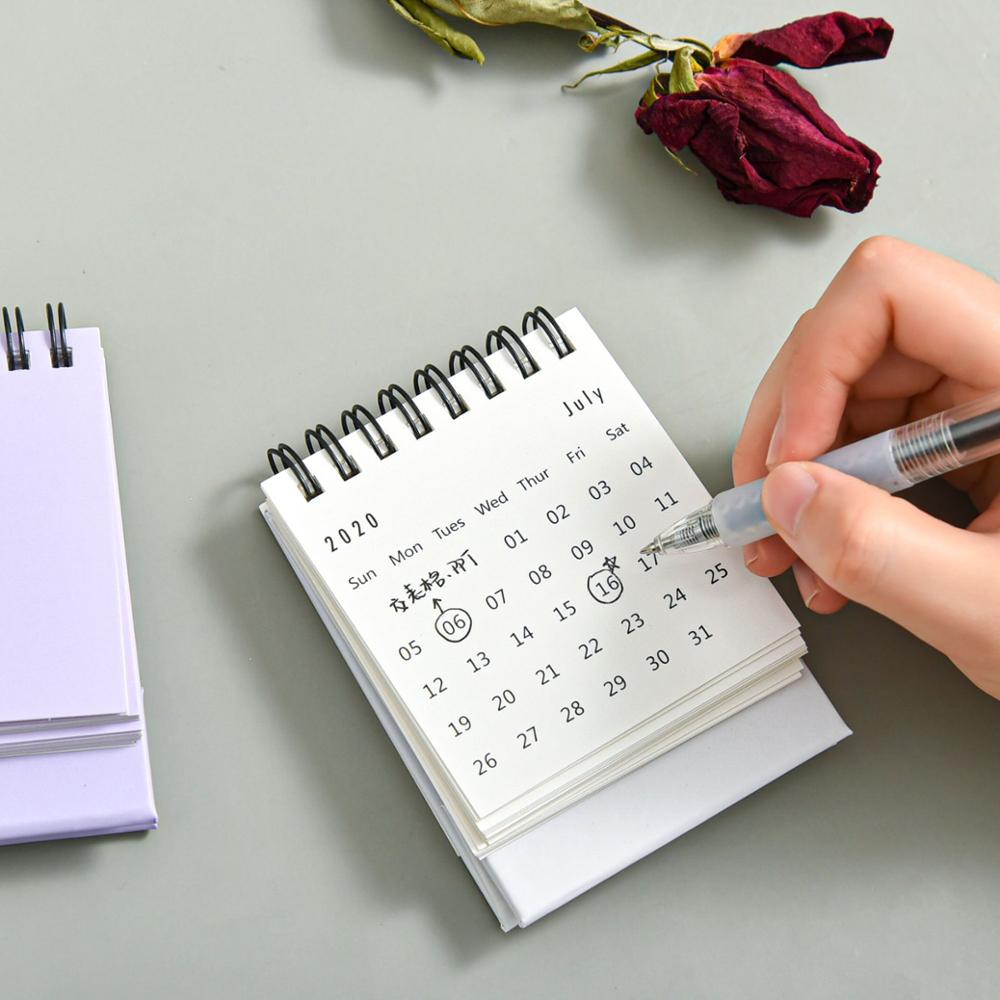Skrivebordskalender dagbog novedade planlægger bordplade bord tidsplan notesbog mini bærbar kalender skole kontorartikler: Hvid