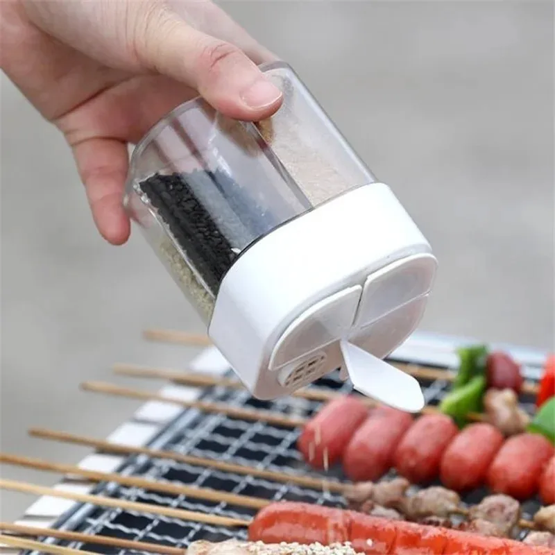 4-in-1 Plastic Transparent Salt Pepper Shaker Spice Dispenser 4 Compartment BBQ Camping Seasoning Jar with Lids for Cooking
