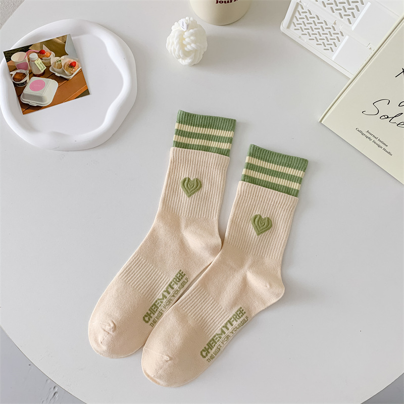 Women Cotton Socks Stripes Love Heart Embroidery Cotton Crew Socks Cute Kawaii Harajuku Streetwear Lolita Girls Calcetines Mujer: Blue