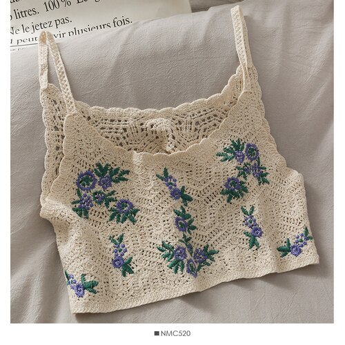 Neulotut crop topit spagettiolkaimet toppi kirjailtu cami hollow perspektiivi slim fit camisole hihattomat ins: Aprikoosi