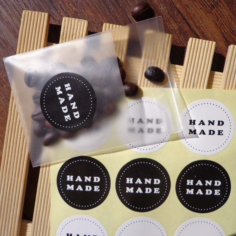 102pcs Round Black and white Scrapbooking Hand Made Paper Labels Seal Sticker, DIY Self-Adhesive Sticker Dia.3.5cm