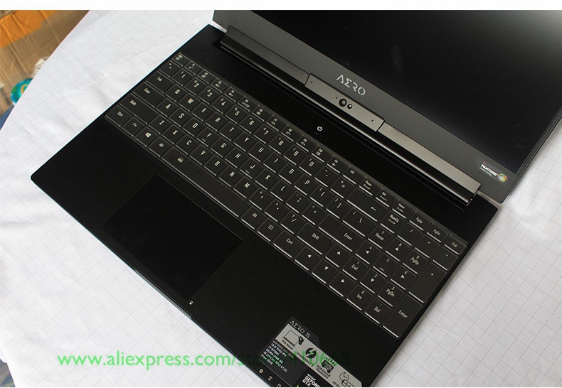 Gigabyte aero 15 15x v8 v8-bk4 aero 15w 15w-bk4 15.6 "15.6 tuuman tpu kannettavan näppäimistö kattaa suojelija iho opas