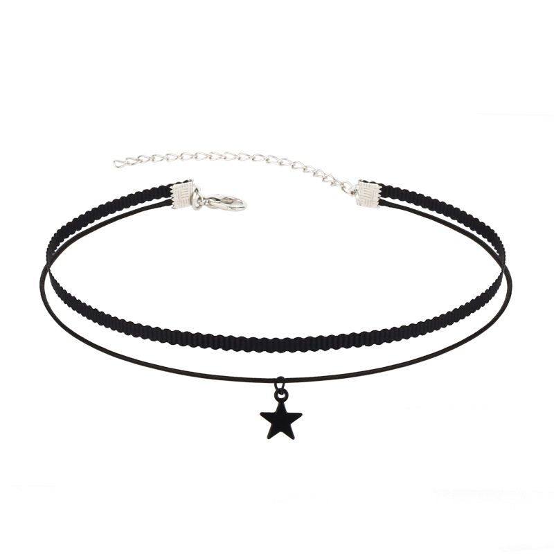 Gargantilla de cadena de cuello corto con estrella negra Simple de doble capa para niñas, collar gótico con dije de para mujer, joyería para amigos