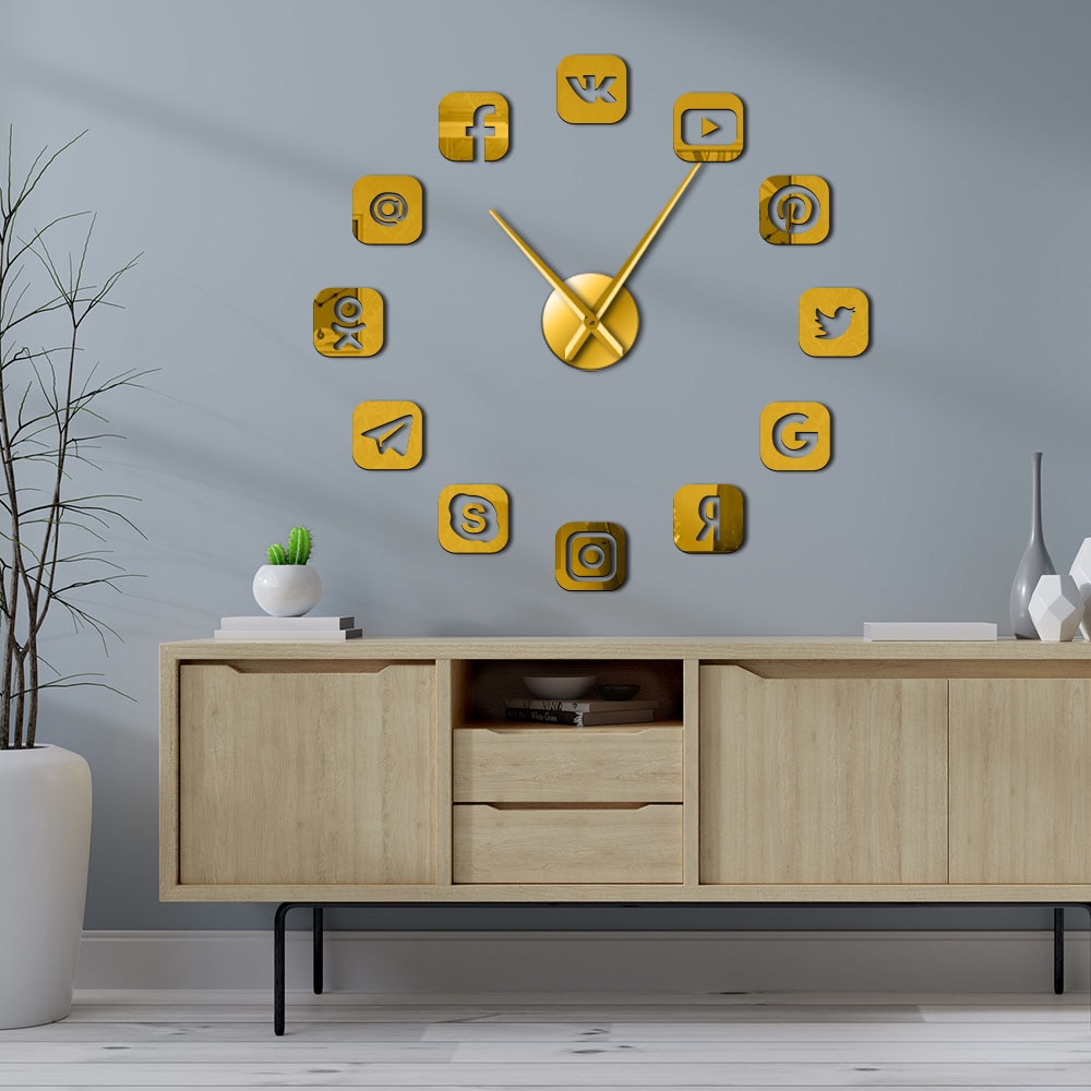 Social Media Symbols DIY Giant Wall Clock Watch Office College Dorm Decor 3D Frameless Icons Wall Time Clock for Teenagers