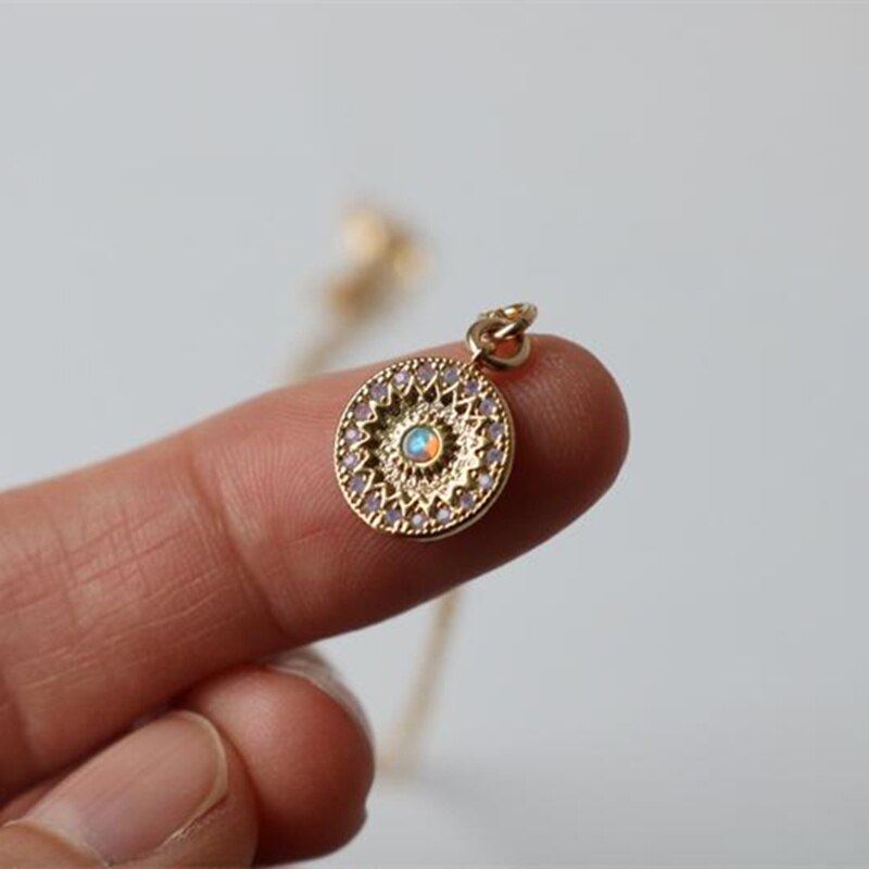 Runde Kristall Gold Farbe Anhänger Halsketten Für Frauen Weiblichen Charme Kette Birthstone Engagement Hochzeit Schmuck