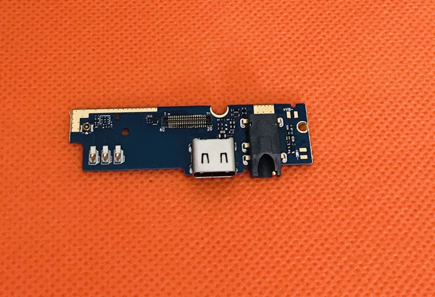 Originele USB Charger Board voor DOOGEE T3 MTK6753 Octa Core 4.7Inch HD