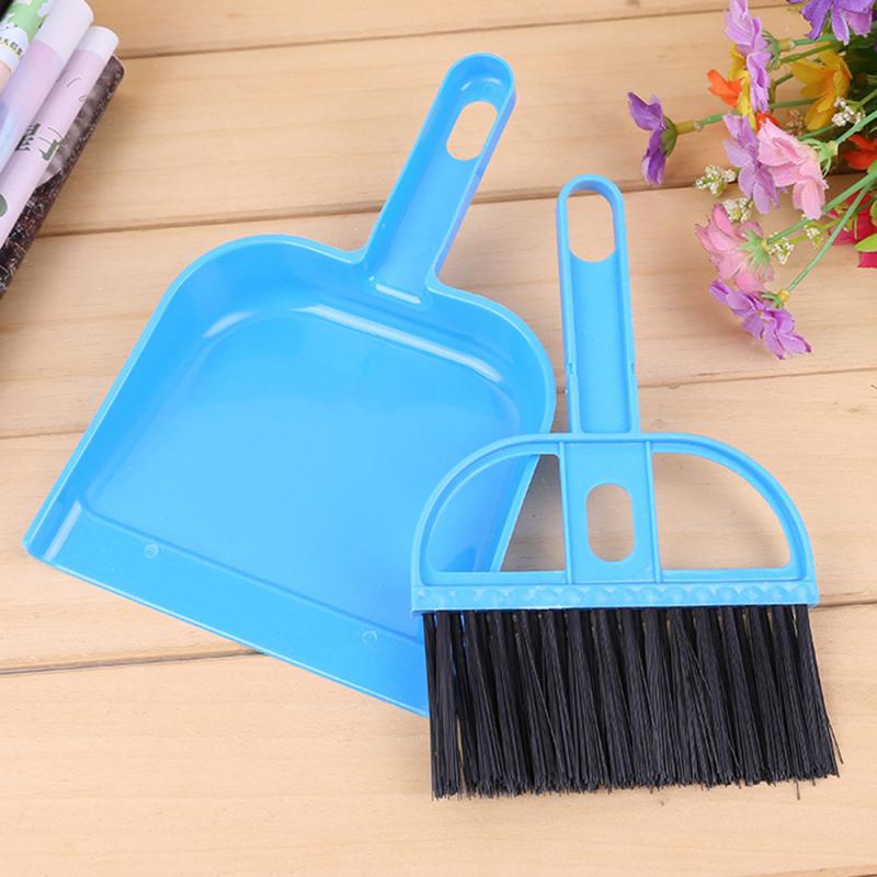 Mini desktop escova de limpeza varredura durável teclado para varredura de plástico conjunto de duas peças com pequena vassoura poeira casa jardim acessório