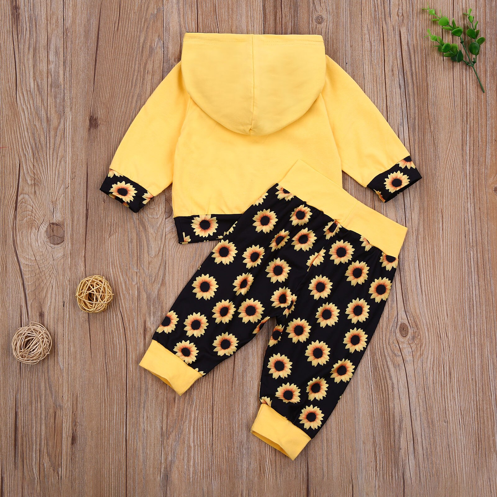 Baby Girl's Clothing Set, Sunflower Print Long Sleeve Hooded Sweater and Pants Two-piece Suit for Birthday Party Photography