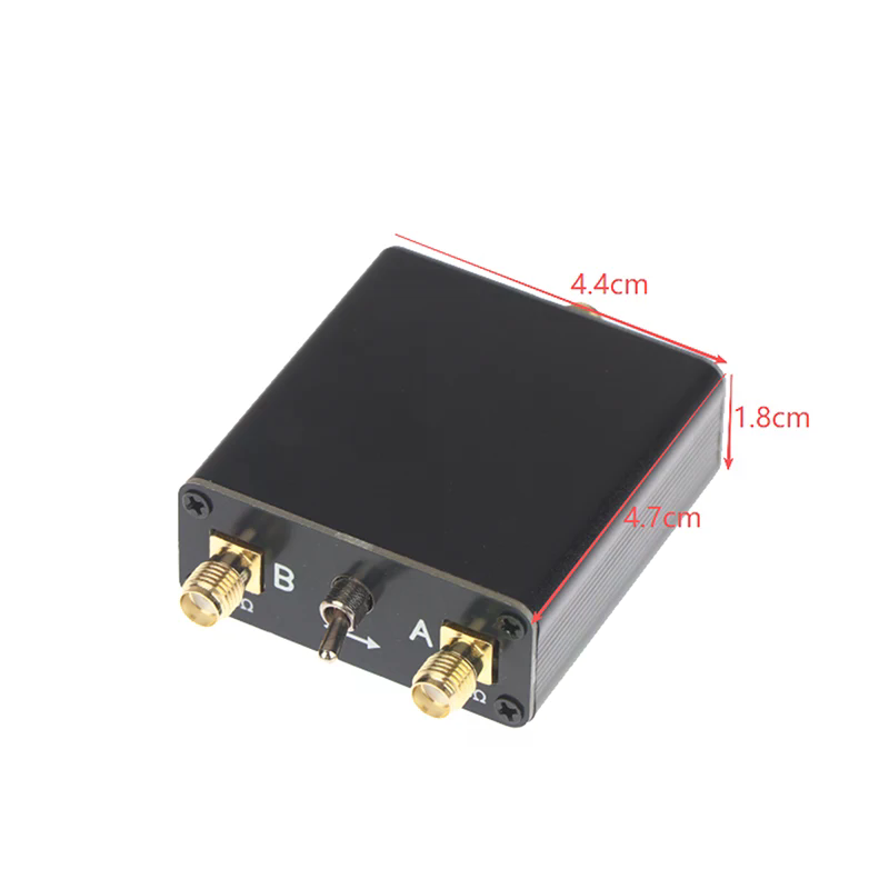 10W Hochfrequenz-RF-Schalter Manueller Antennenschalter Tragbarer SMA-Anschluss für Funk-Transceiver-Geräte