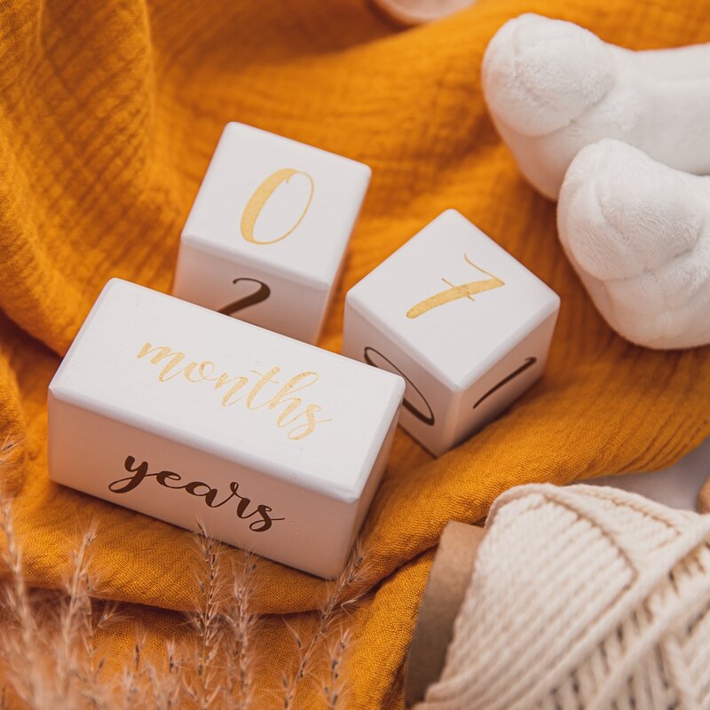 1set Baby Milestone Wooden Block Baby Photography Milestone Memorial Monthly Newborn Commemorative Card Number Photo Accessories