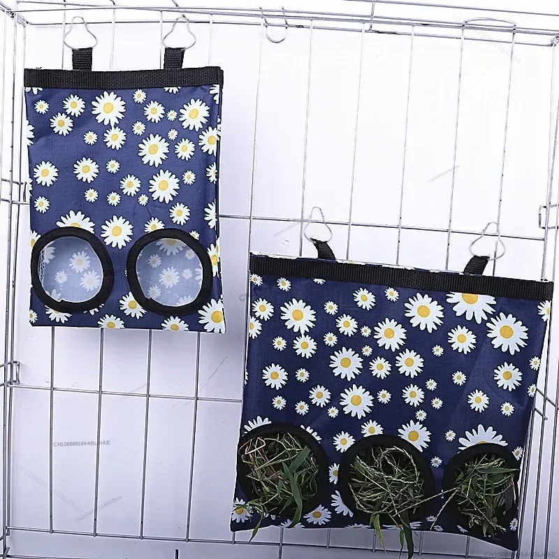 Bolsa de heno colgante con 2/3 agujeros para conejitos, conejillos de indias, comedero para animales pequeños, dispensadores de comida para conejos, accesorios para jaula, bolsa de alimentación para mascotas: S / Transparente