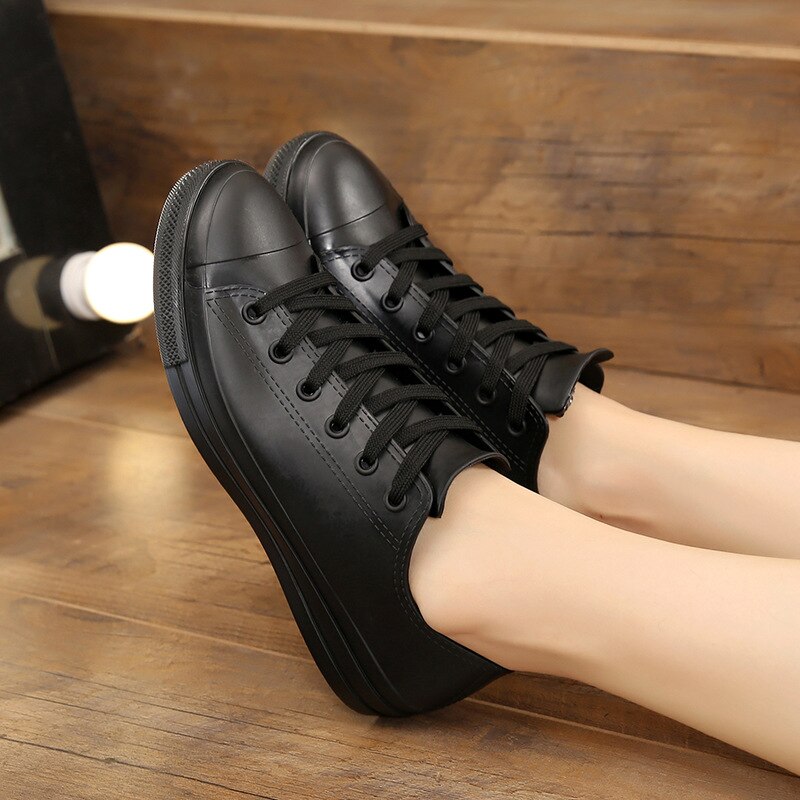 2019 Nuovo Stile di Modo Della Ragazza Caviglia Da Pioggia Donna di aiuto Basso Stivali Da Pioggia Delle Donne Impermeabile Antiscivolo Scarpe di Acqua casuale grande dimensione36-40: nero / 7.5