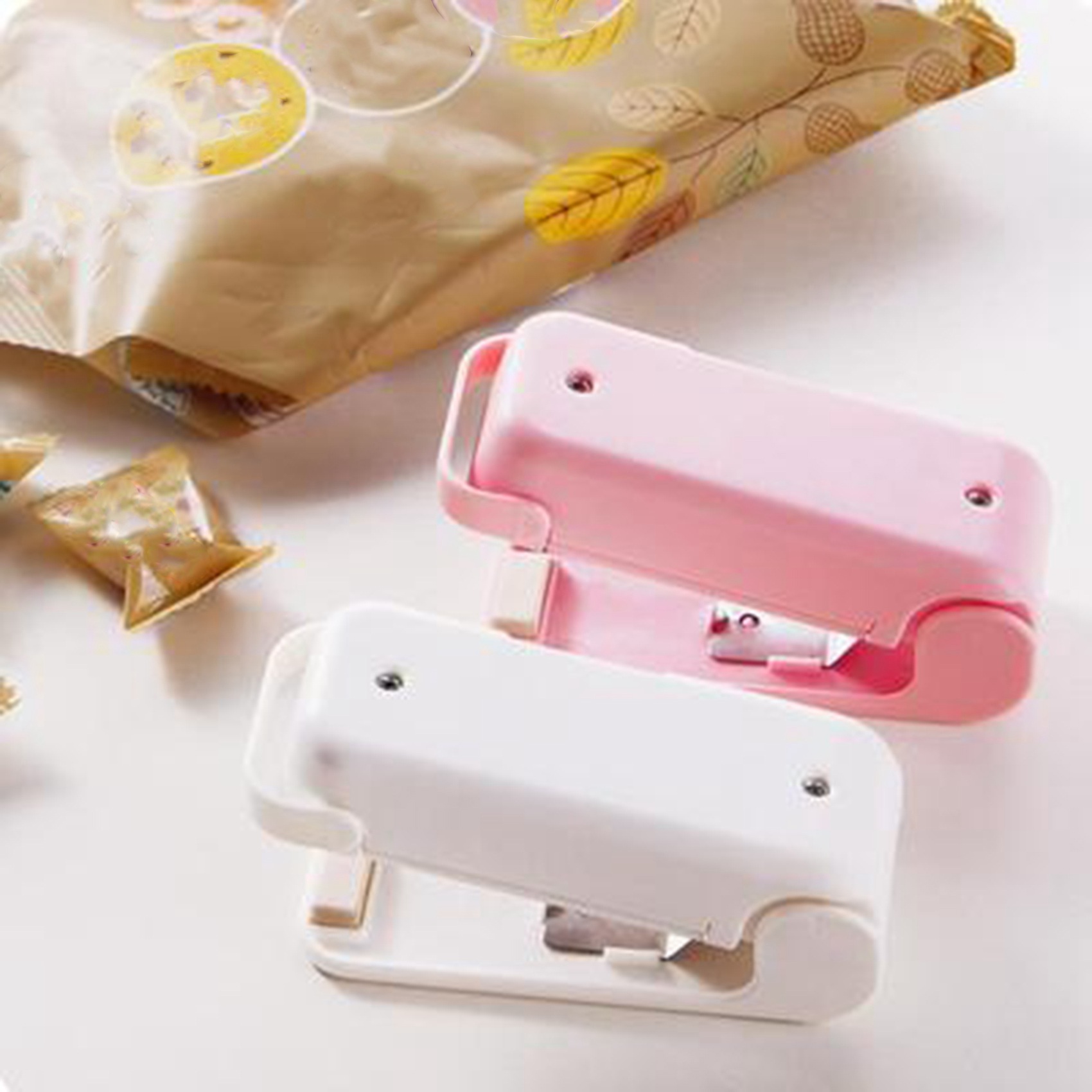 Mini Machine à sceller Portable, pour sceller les sacs de snacks ménagers, sac de rangement de cuisine, Clip d'emballage blanc