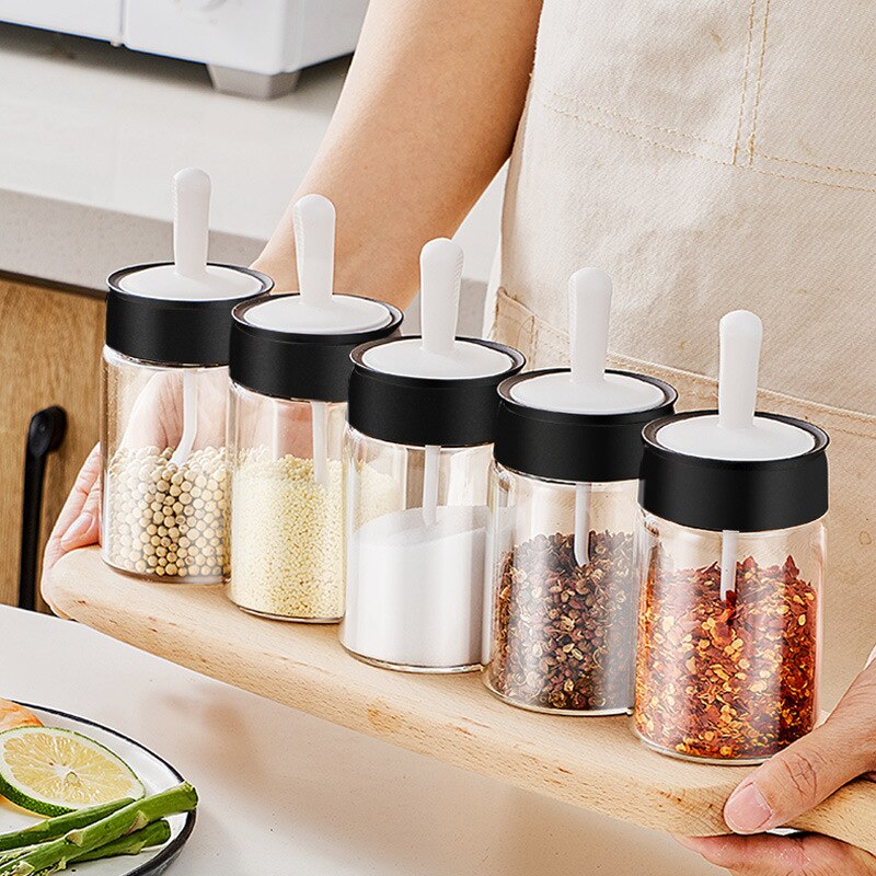 Krydderigryde glas saltkande køkken kryddergryde husholdnings krydderier flaske sukkerkande olie gryde salt mononatriumglutamat glas
