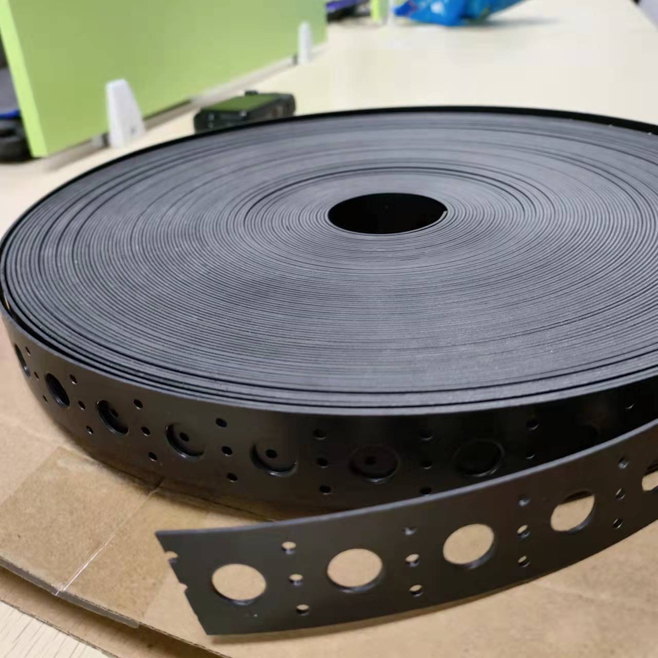 MegaTree Mounting Strip for 12mm RGB-Pixel/RGB-Dumb-Pixel,2000 holes,50m/roll