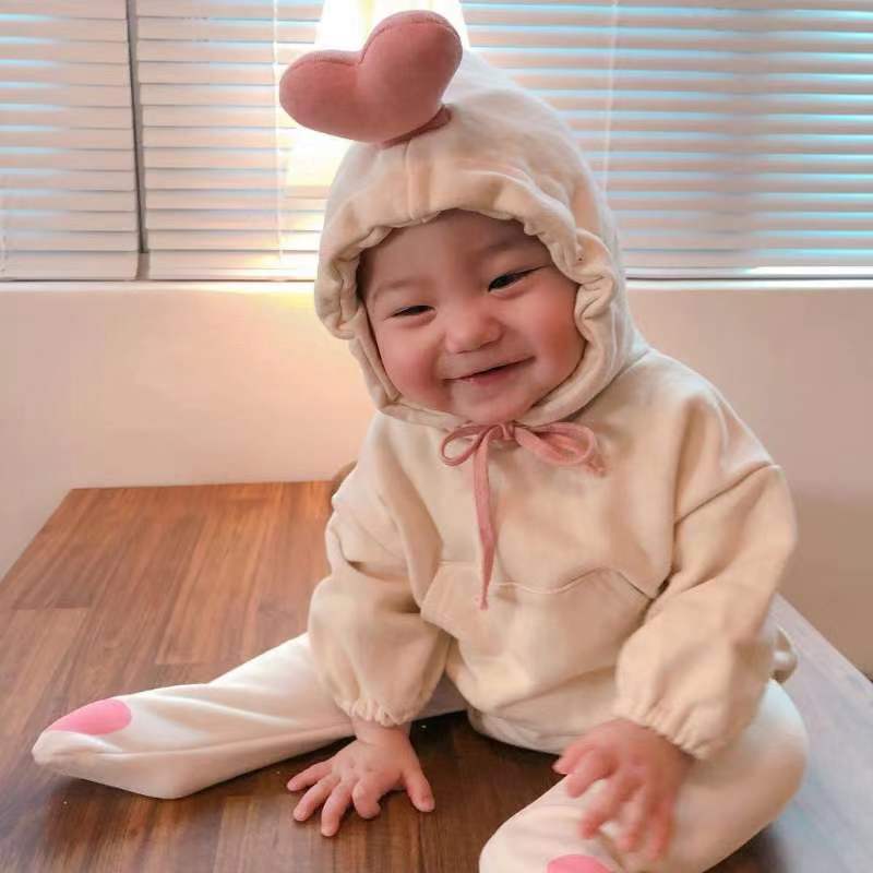 Babyjongen/meisje schattig hart kostuum effen roze grijs bodysuit warme herfst winter katoenen kleding 0 1 2 jaar verjaardag: Beige / 3t