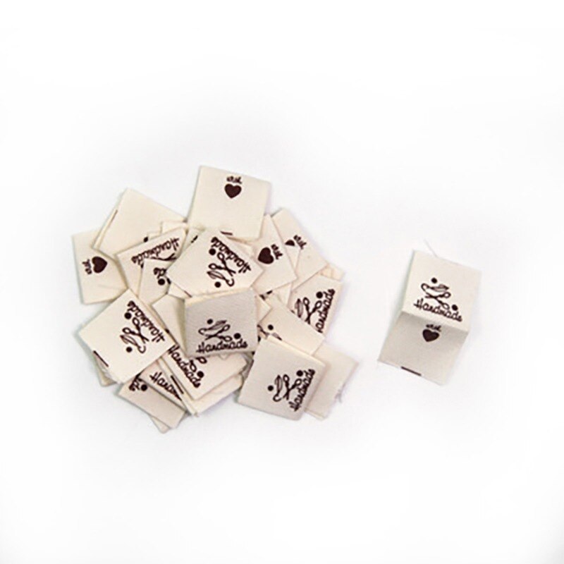 100pcs Handmade Label Cloth Labels Fold Tags Sheep Beige Pattern Hand Made Label For Knitted Printed Cotton Woven Sew Tags: sewing