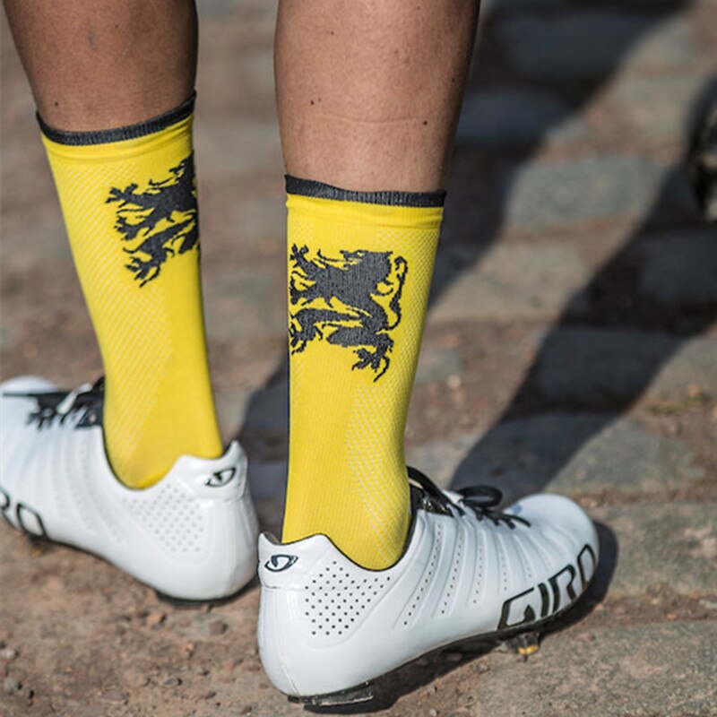 2020 de alta qualidade marca profissional esporte meias proteger os pés respirável wicking meias ciclismo meias bicicletas meias