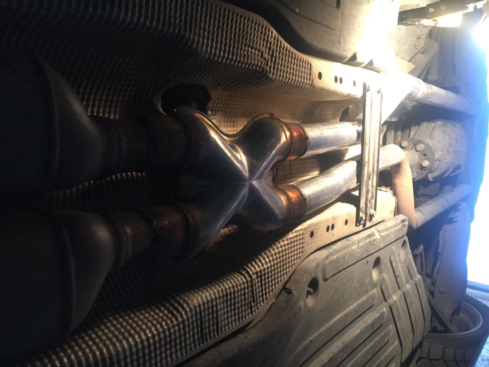 Dual 2.5" X Pipe Universal Stainless Steel Stamped Crossover Exhaust Tail Pipe