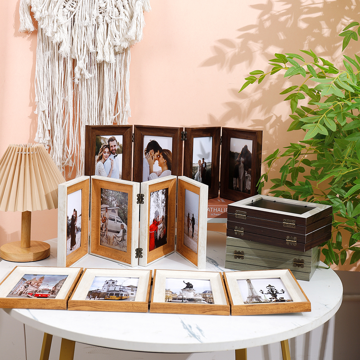 Vikbar Fotoram 4x6" - 4 Vikningar - Flera Foton - Bordsdisplay