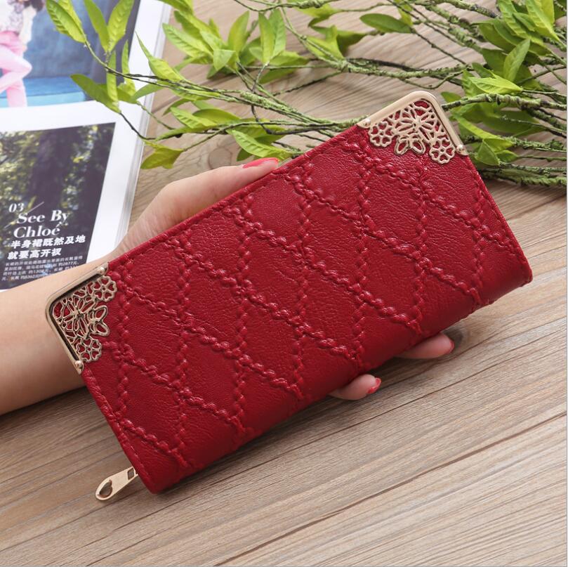 Long Wallet Women Purses Hollow Embossed Lingge Wallet Lady Sweet Clutch Wallet Multi-card Purse Portefeuille: Red