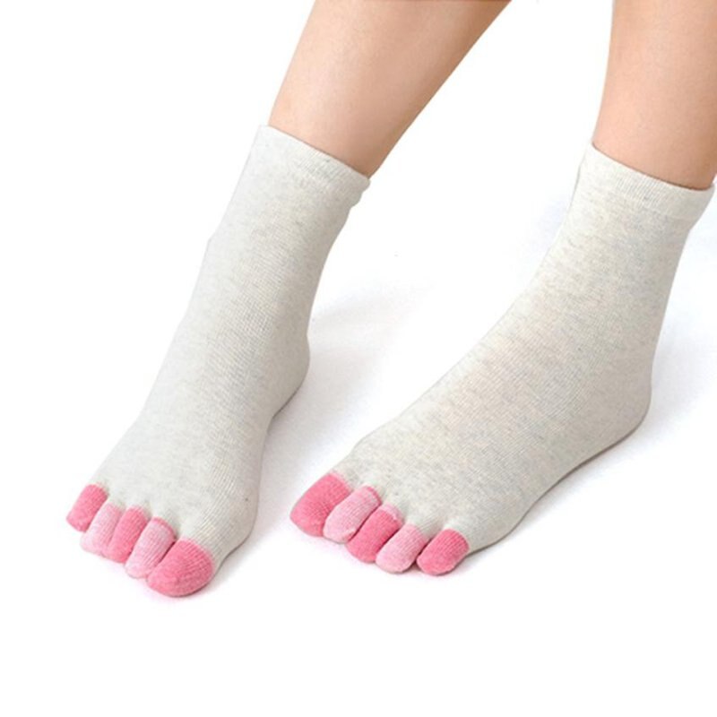 3 par / parti kvinder yoga ensfarvet bomuldssokker pige fem fingre massage sokker kvindelige tå sokker åndbar fuld greb hæl sokker: Hvid
