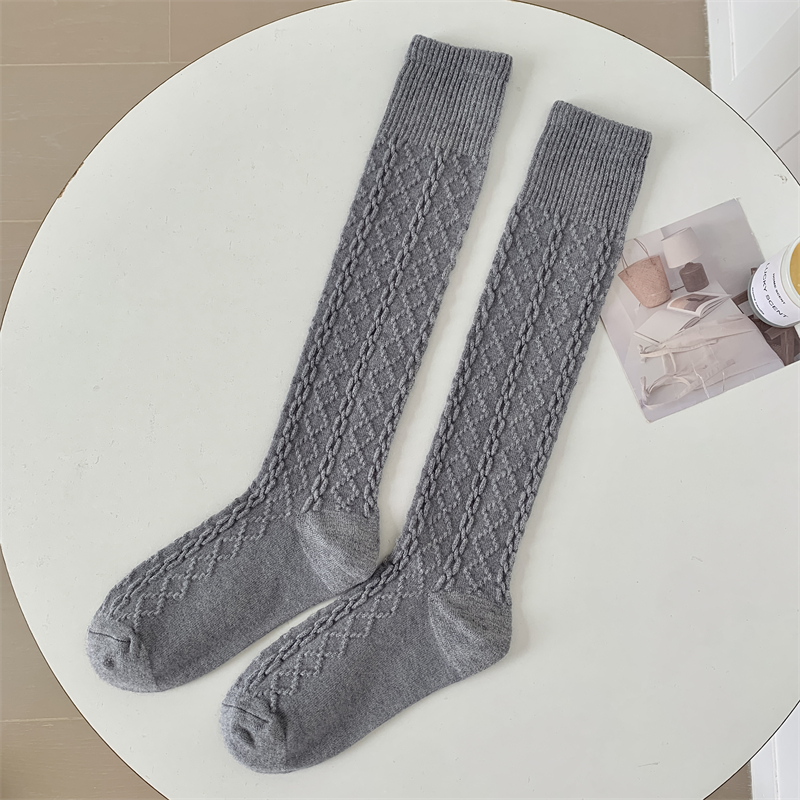 Medias Retro para mujer, calcetines hasta la rodilla de Color sólido de estilo japonés de para mujer, calcetines largos informales cálidos de estilo coreano: Gris