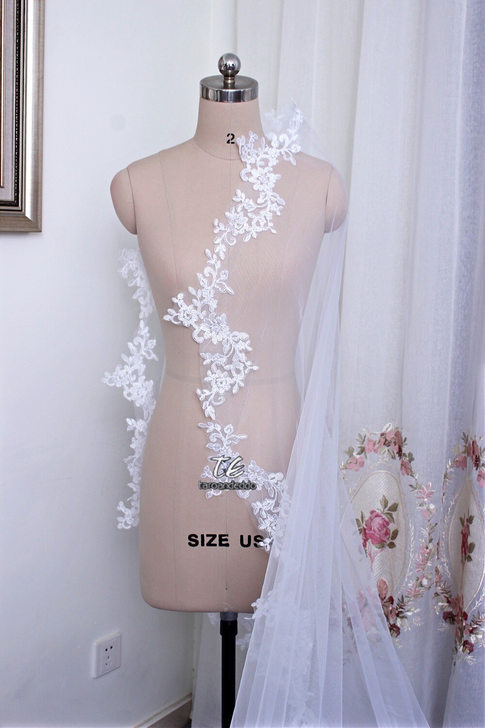 3m kathedraallengte kanten rand applicatie lange bruidshoofd sluier met kam bruidsaccessoires bruidsmantilla bruidssluier