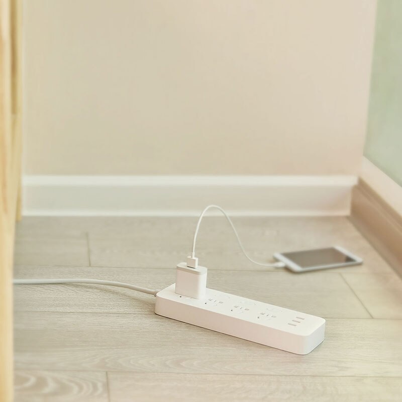 Original Xiaomi Mijia Power Strip 4 Sockets 4 Individual control Switches 5V/2.1A 3 USB port Extension Sockets Charger 2m cable