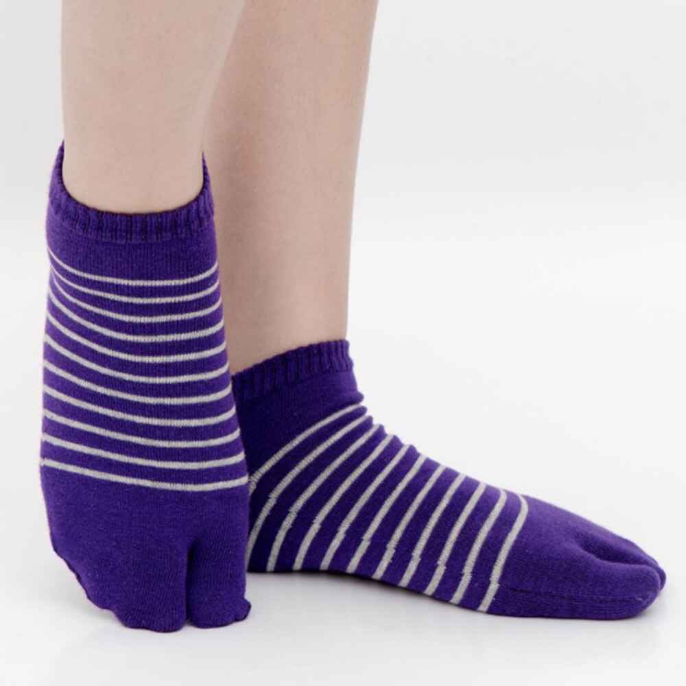 Japanese Kimono Flip Flop Sandal Split Toe Tabi Ninja Geta Socks Men Women Stripe Split 2 Toe Tabi Foot Finger Cotton Socks: Purple