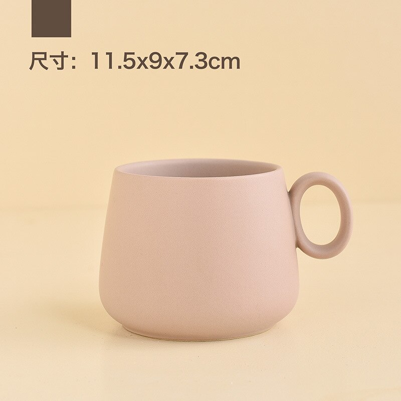 Styrke porcelæn kaffe krus pastel farve sød te tumbler cup cafe kopper tekop tazas de ceramica kreativer: Brun