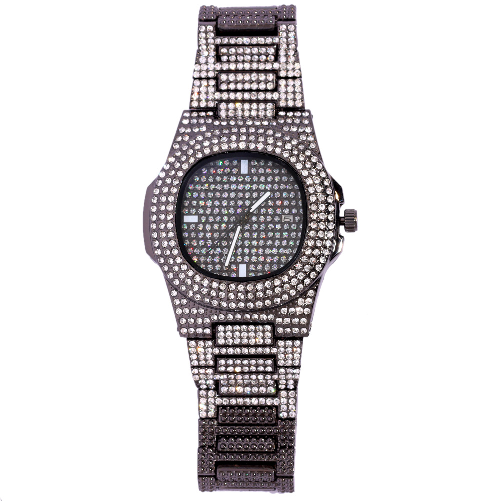 Iced out dameklokke gull sølvfarget firkantet diamanter kvarts luksuriøs hiphop-armbåndsur romersk klokke feminin relogio feminino: Rosa
