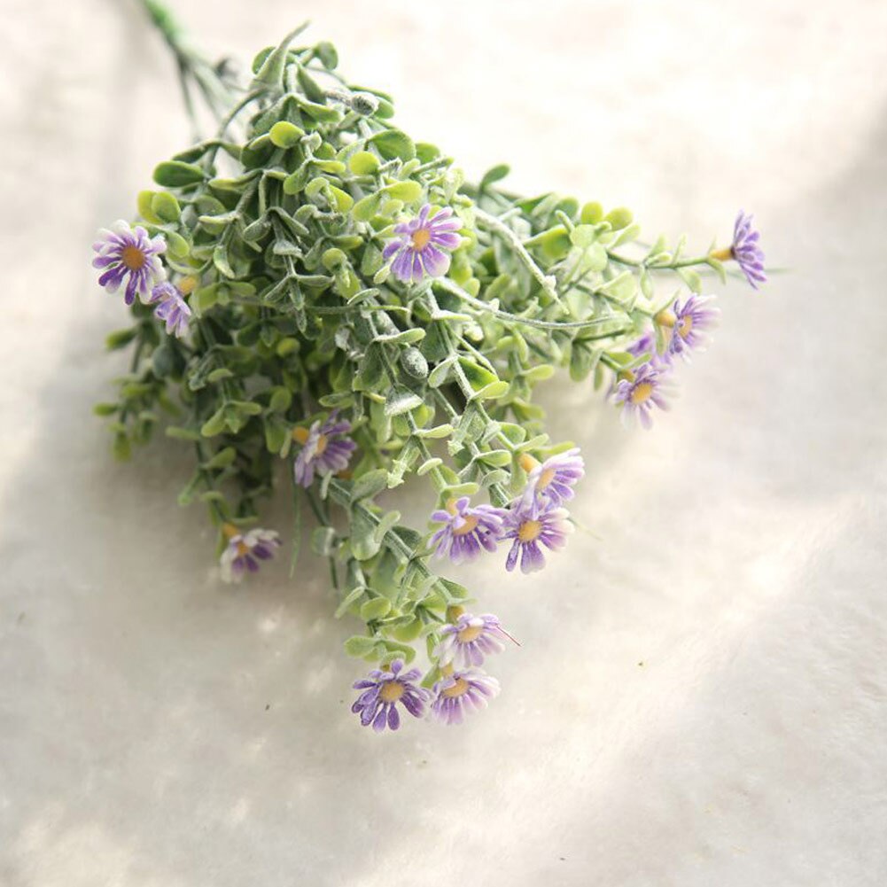 Landelijk Style Bloemen Plastic Kunstmatige Kleine Daisy Bloem voor Bruiloft Bruid Bedrijf Nep Bloemen Boeket Huis Tuin: Paars