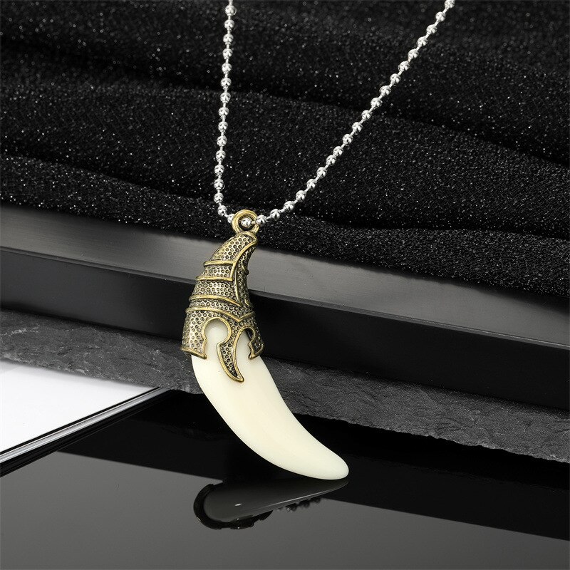 Colliers en métal Punk lune pour hommes, collier en dents de loup pour Couple, pendentif en dents de chien de personnalité Vintage, bijoux: 4