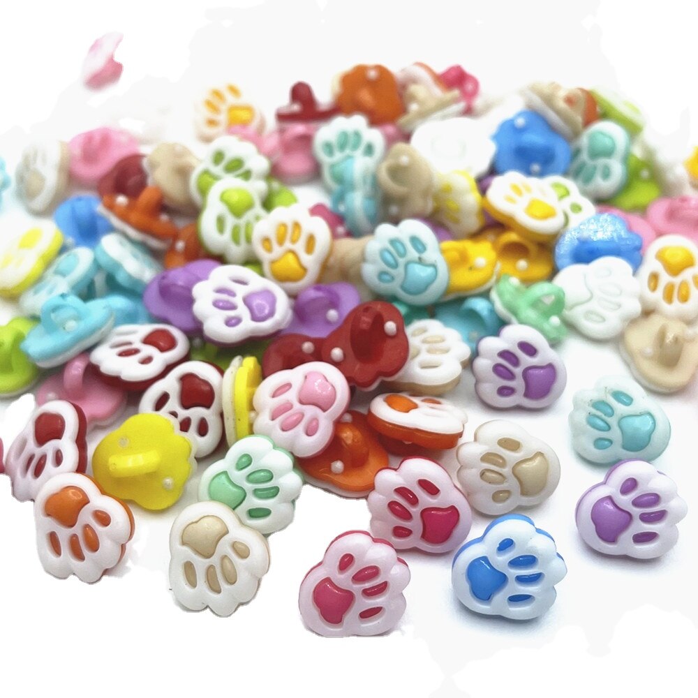50 stk slik farve lille bjørnepote flerfarvet tegneserie børn plastik knap børn & #39 ;s tøj syning håndværk 13mm*11mm knapper