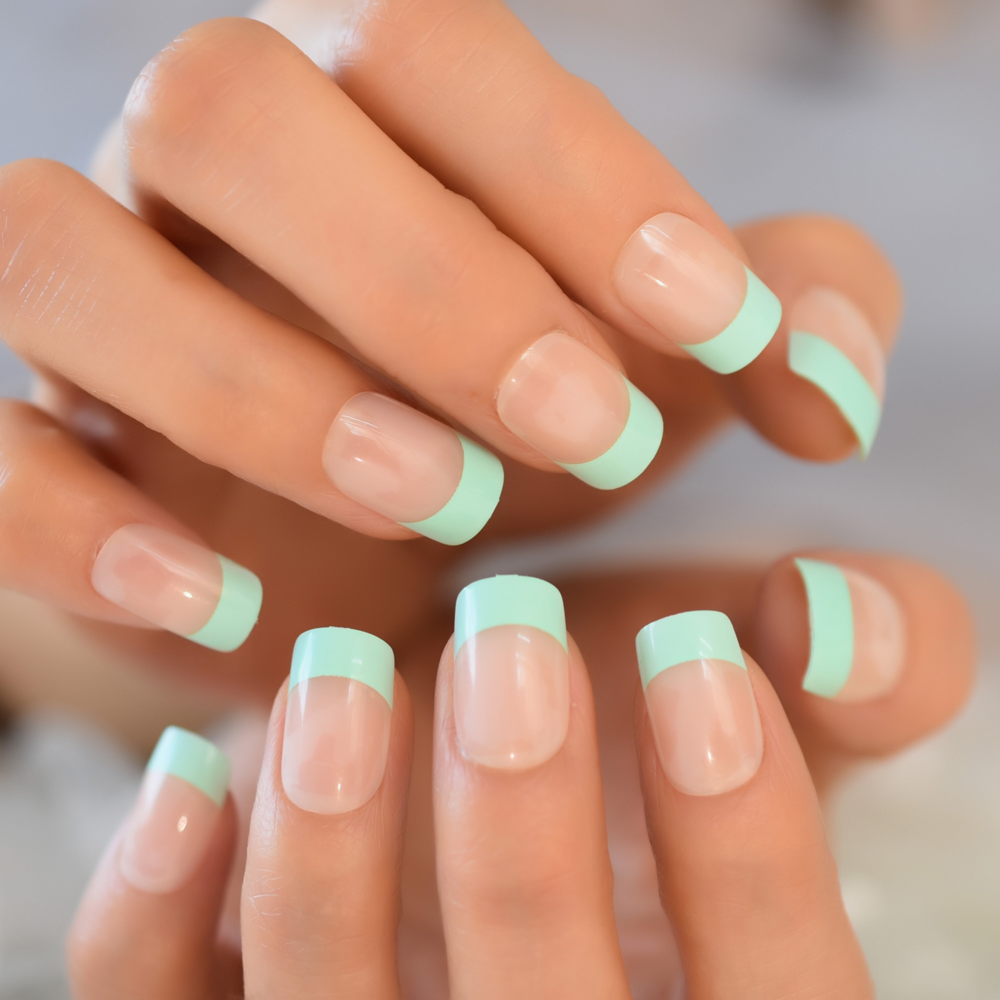 Faux-ongles de couleur verte claire, France, , pointe moyenne, bâton carré, couverture complète, fournitures pour professionnels
