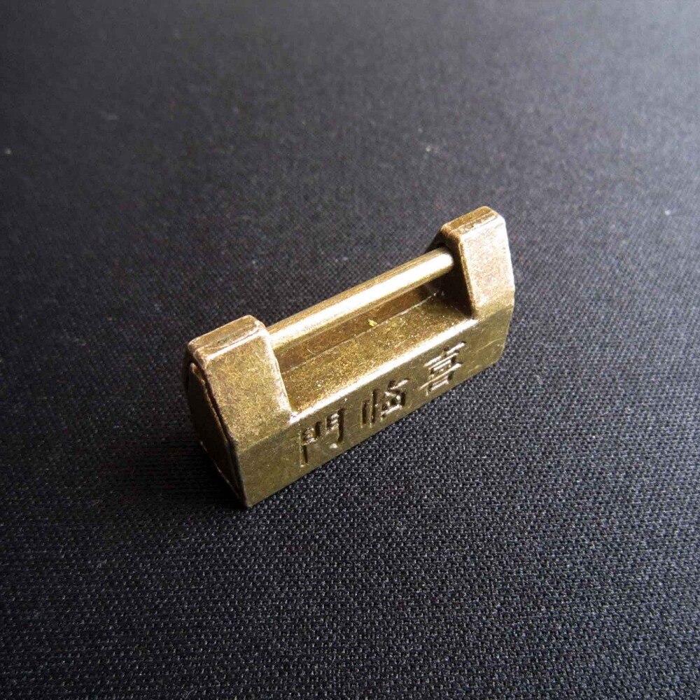 1 bit vintage kinesisk gammaldags dekorativa smycken bröstlåda resväska lås hänglås nyckel a