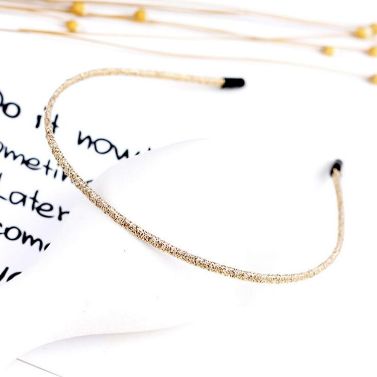 Frauen Klassische Schwarz Braun Kunststoff Stirnbänder Dünnen Klar matt Helle Farbe Haarbänder Nicht-Unterhose Haar Band Für Höhle Täglichen Verschleiß: Gold