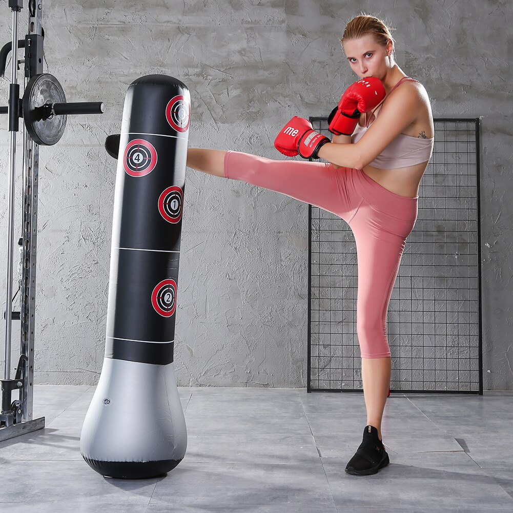 Oppustelig boksetaske træning træningsøvelse stansestand fitnessudstyr stående sandpose til trykaflastning sandsæk fitness