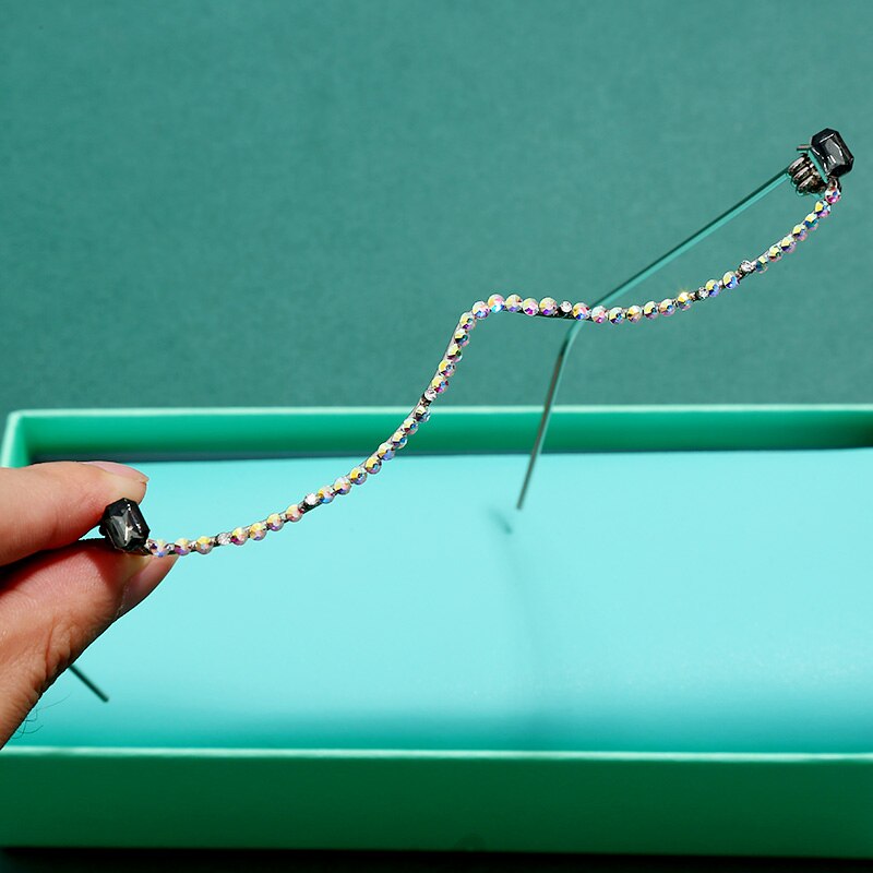 Diamond Eyeglasses Frame For Women Luxury Crystal Half Frame Glasses Colorful Chain Red Green Pink Rhinestone Glasses