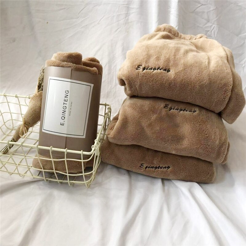 Zimowe grube ciepłe flanelowe piżamy spodnie damskie aksamitna piżama spodnie Salonik nosić koralowe polarowe ubrania domowe zimowe Homewear: khaki