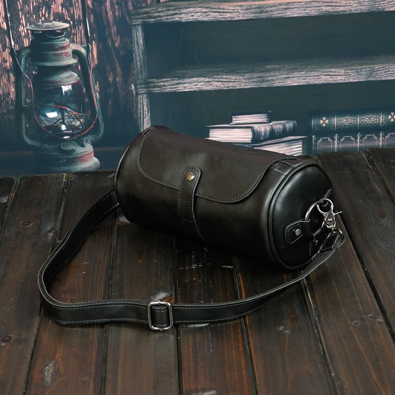 Retro Crossbody Bags Men Bucket Shoulder Bags Barrel Shaped Shoulder Messenger Bag Luxury Men's Crossbody Bag Handbags: black