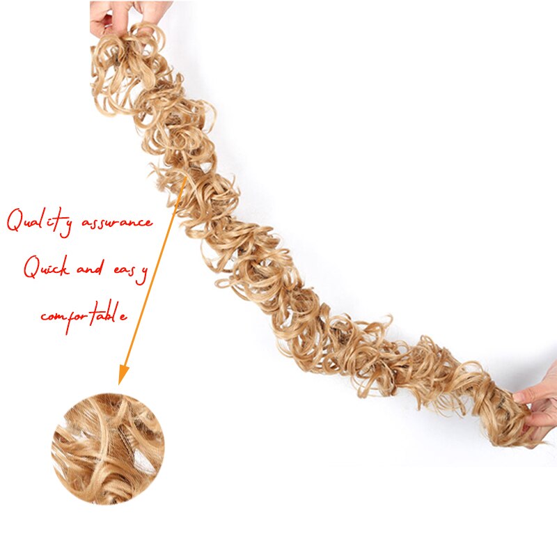 DIANQI un moño rizado con una banda de goma atada alrededor del moño y una cola de caballo envuelta alrededor del cabello de una mujer