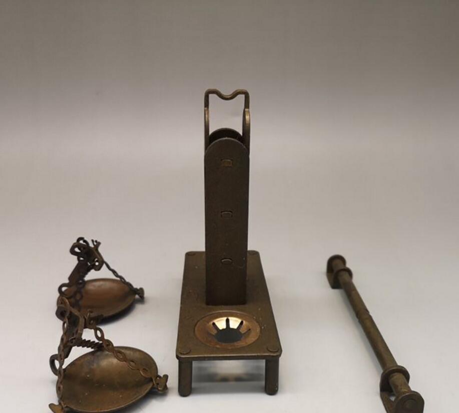 Copper Statue Direct and collection of copper Libra scales, pendants, pure copper, scales, copper scales, antique